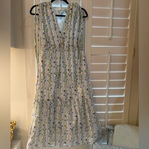 Elegant Blue Floral Maxi Dress